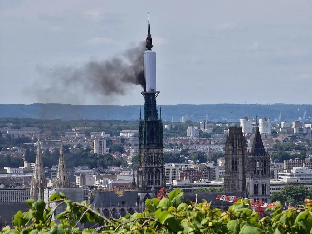 Rouen Cathedral fire